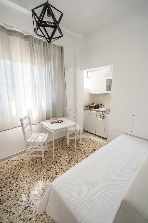 Esmeralda Apartments Apollonia  Ngoại thất bức ảnh